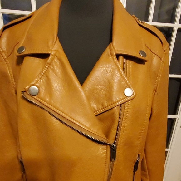 Tan Jacket - Picture 4 of 7